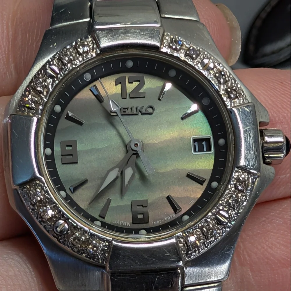 Seiko Coutura 7N82-0BF0 Diamond Bezel MOP Sapphire Women's Watch 28mm 7